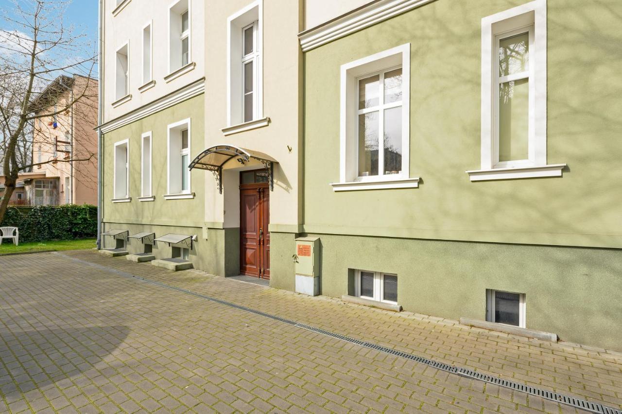 Royal Rose - Premium Beach Apartment Сопот Екстер'єр фото