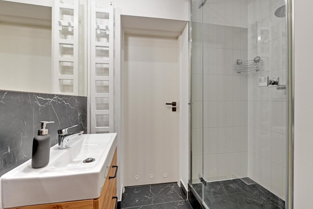 Royal Rose - Premium Beach Apartment Сопот Екстер'єр фото